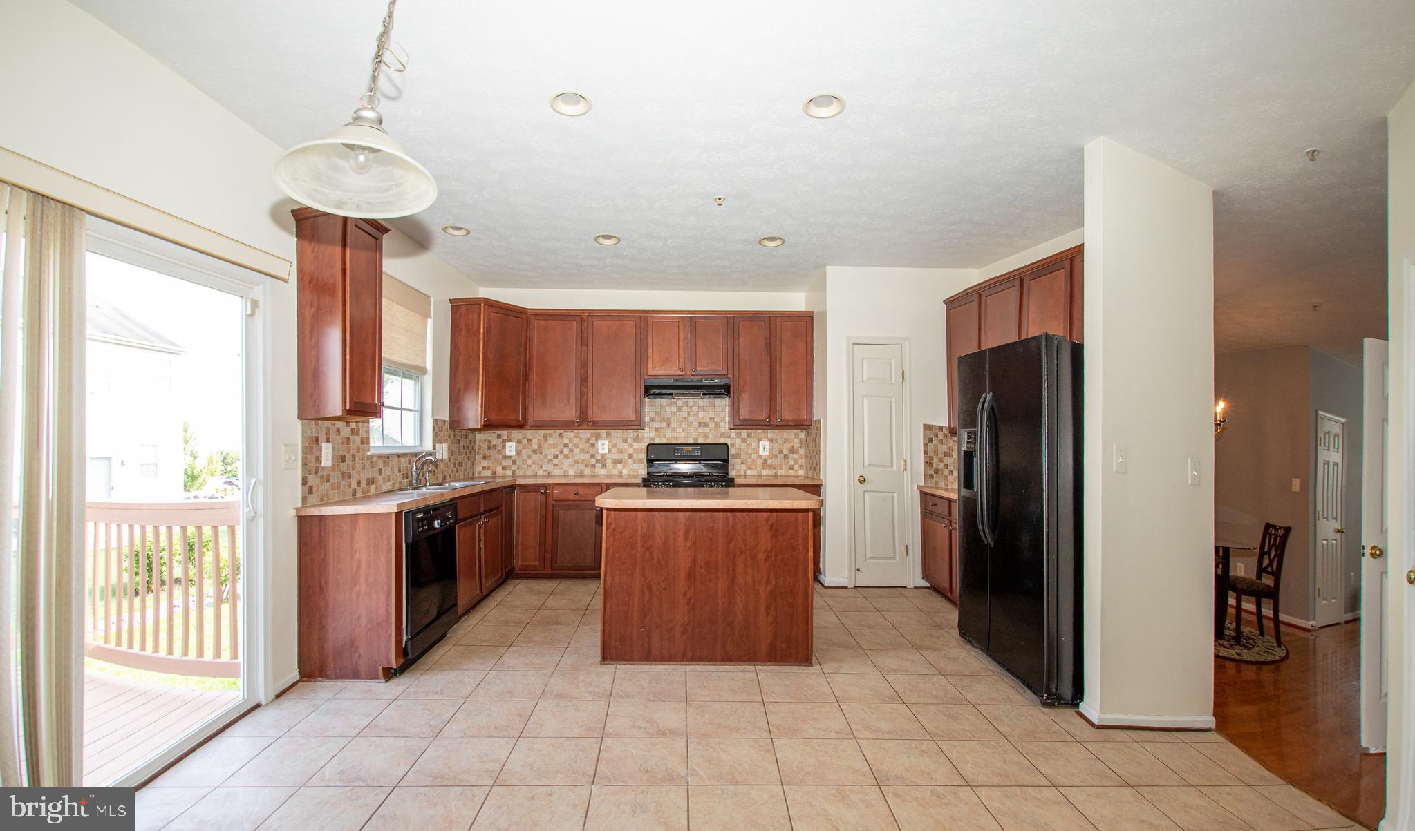 9719 Biggs Road Middle River, MD 21220 - Photo 8 of 46