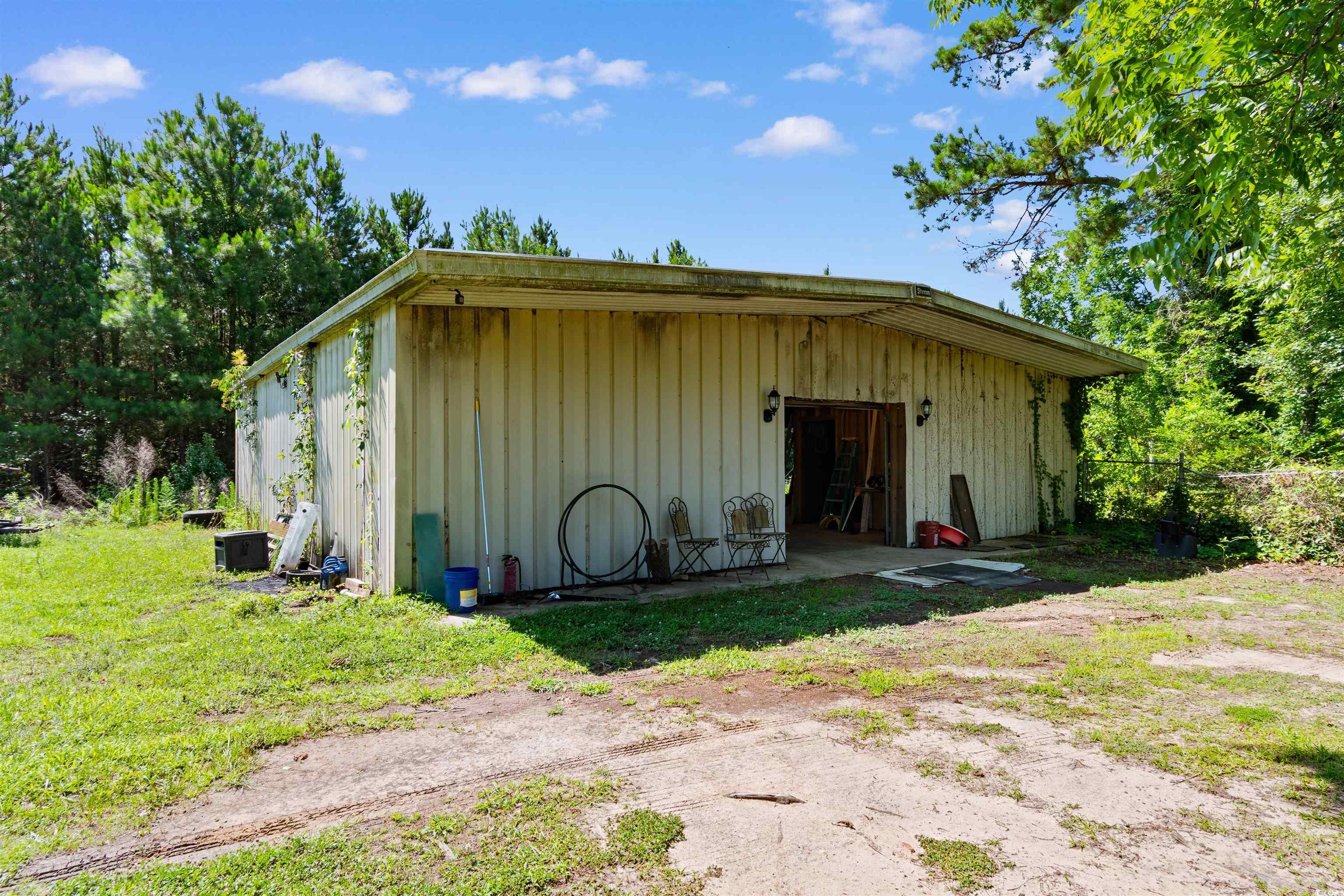 308 Old Stage Road Mullins, SC 29574 - Photo 3 of 40