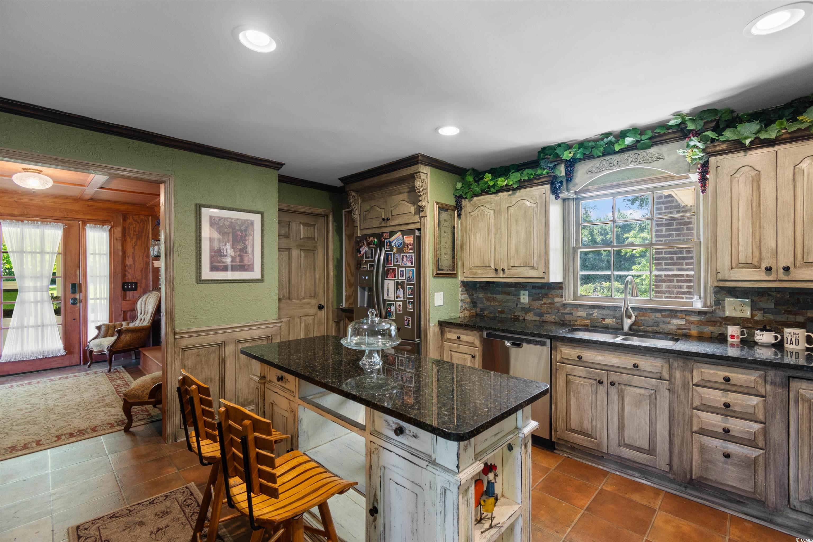 308 Old Stage Road Mullins, SC 29574 - Photo 5 of 40