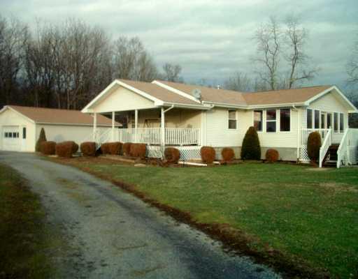111 Cornetti Road Cabot, PA 16023 - Photo 1 of 8