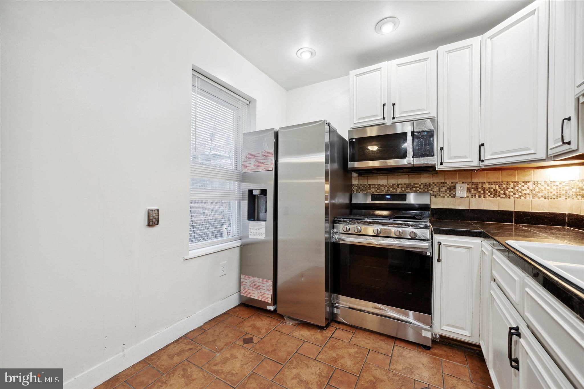 30 North State Road Upper Darby, PA 19082 - Photo 10 of 24 Kitchen