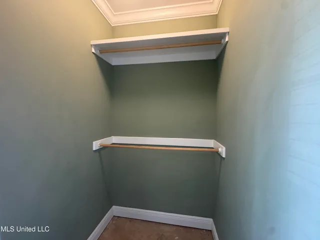 $289,500 | 992 Halawa Court, Diamondhead, MS 39525