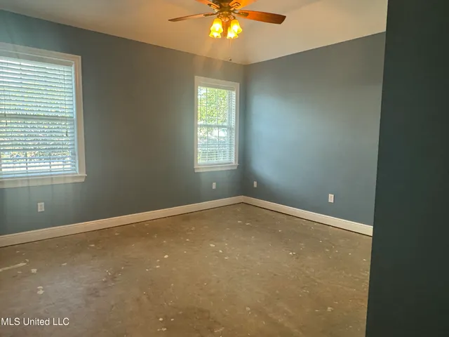 $289,500 | 992 Halawa Court, Diamondhead, MS 39525