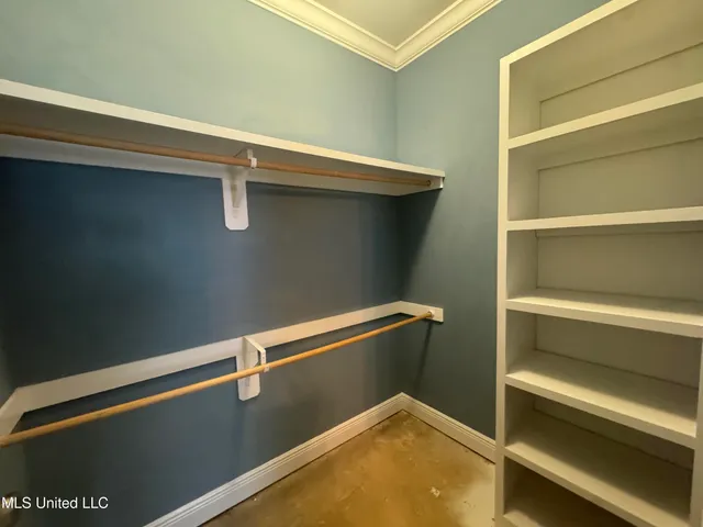 $289,500 | 992 Halawa Court, Diamondhead, MS 39525