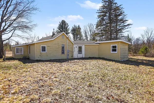 $325,000 | 10553 Highway 31, Free Soil, MI 49411