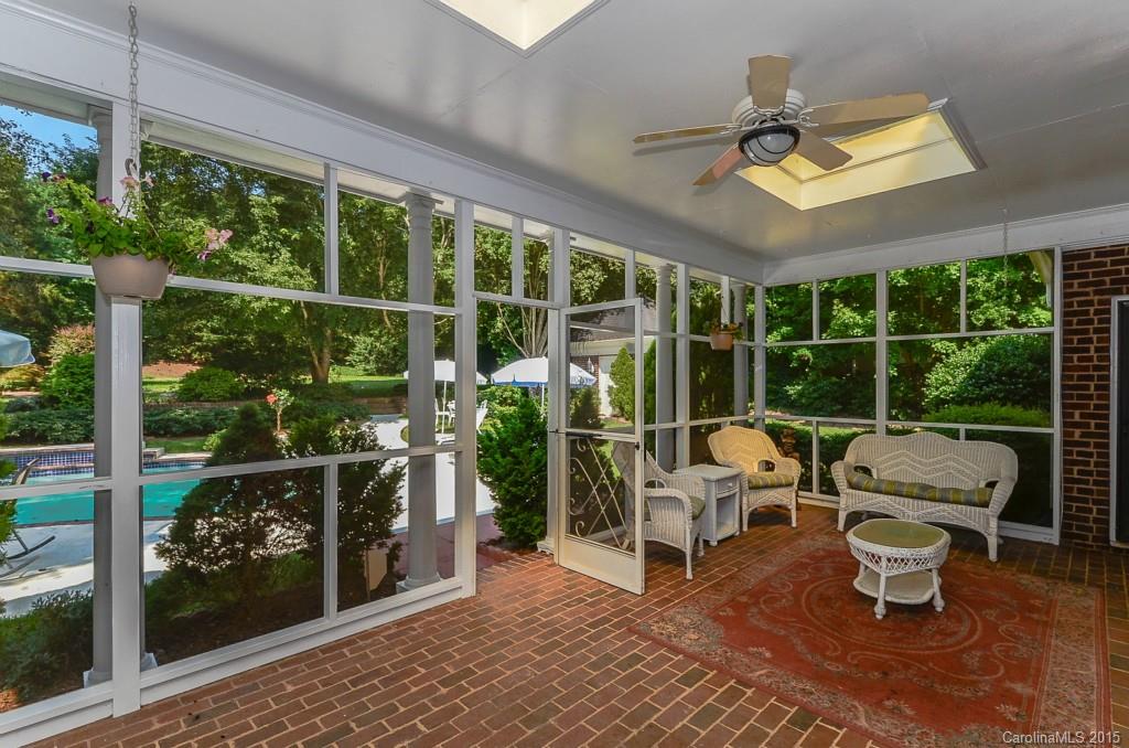 5320 Mirabell Road Charlotte, NC 28226 - Photo 17 of 24 Gallery Image 17