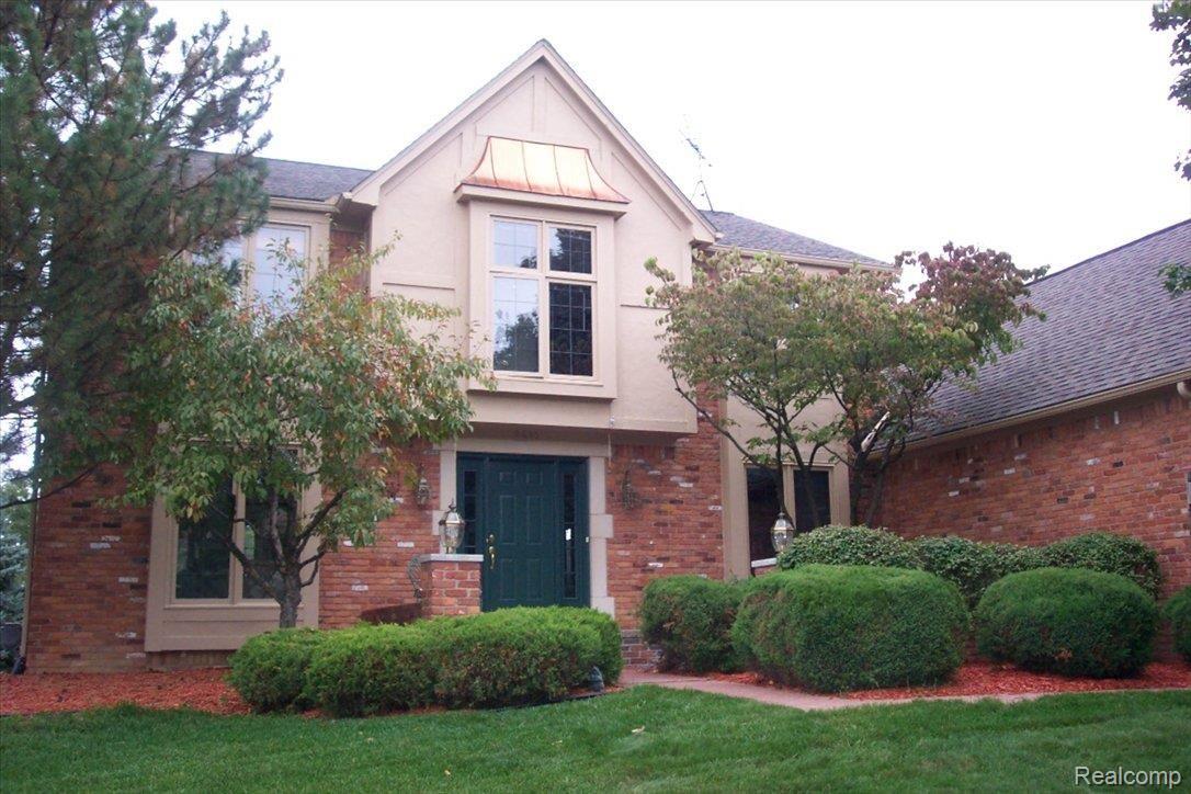 HANDSOME TUDOR ELEVATION