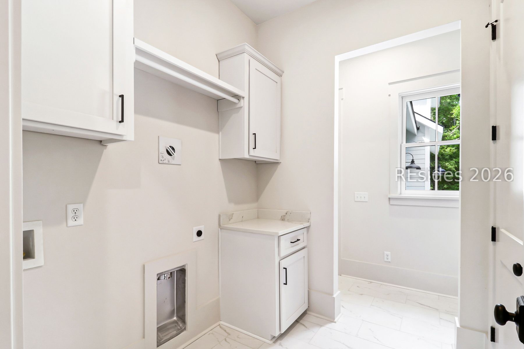 12 Oldfield Village Road Bluffton, SC 29909 - Photo 31 of 88 Laundry Room