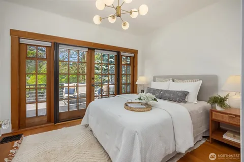 $1,375,000 | 2537 2nd Avenue West, Seattle, WA 98119