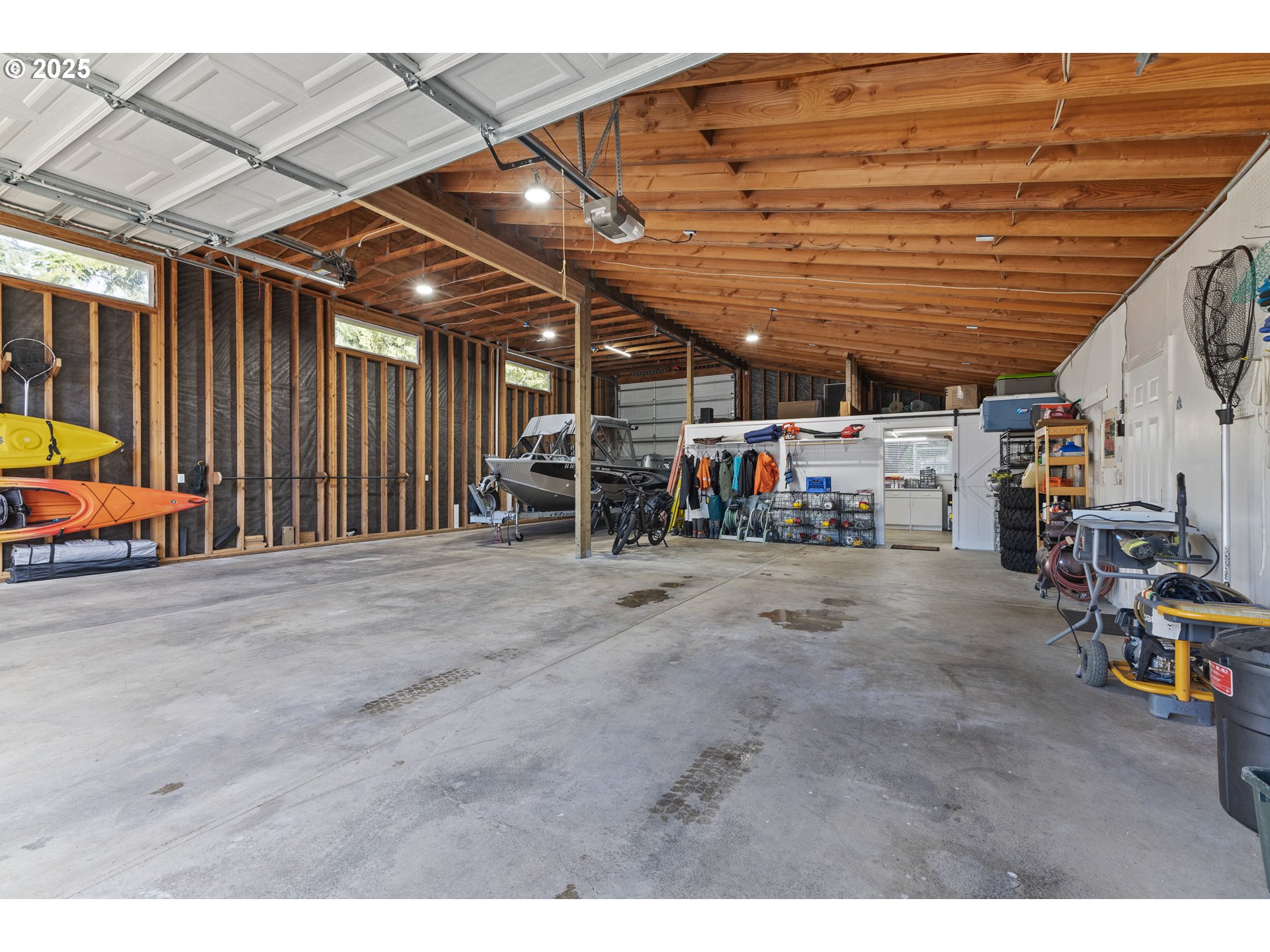 852 Munsel Creek Loop Florence, OR 97439 - Photo 43 of 48 a view of storage and utility room