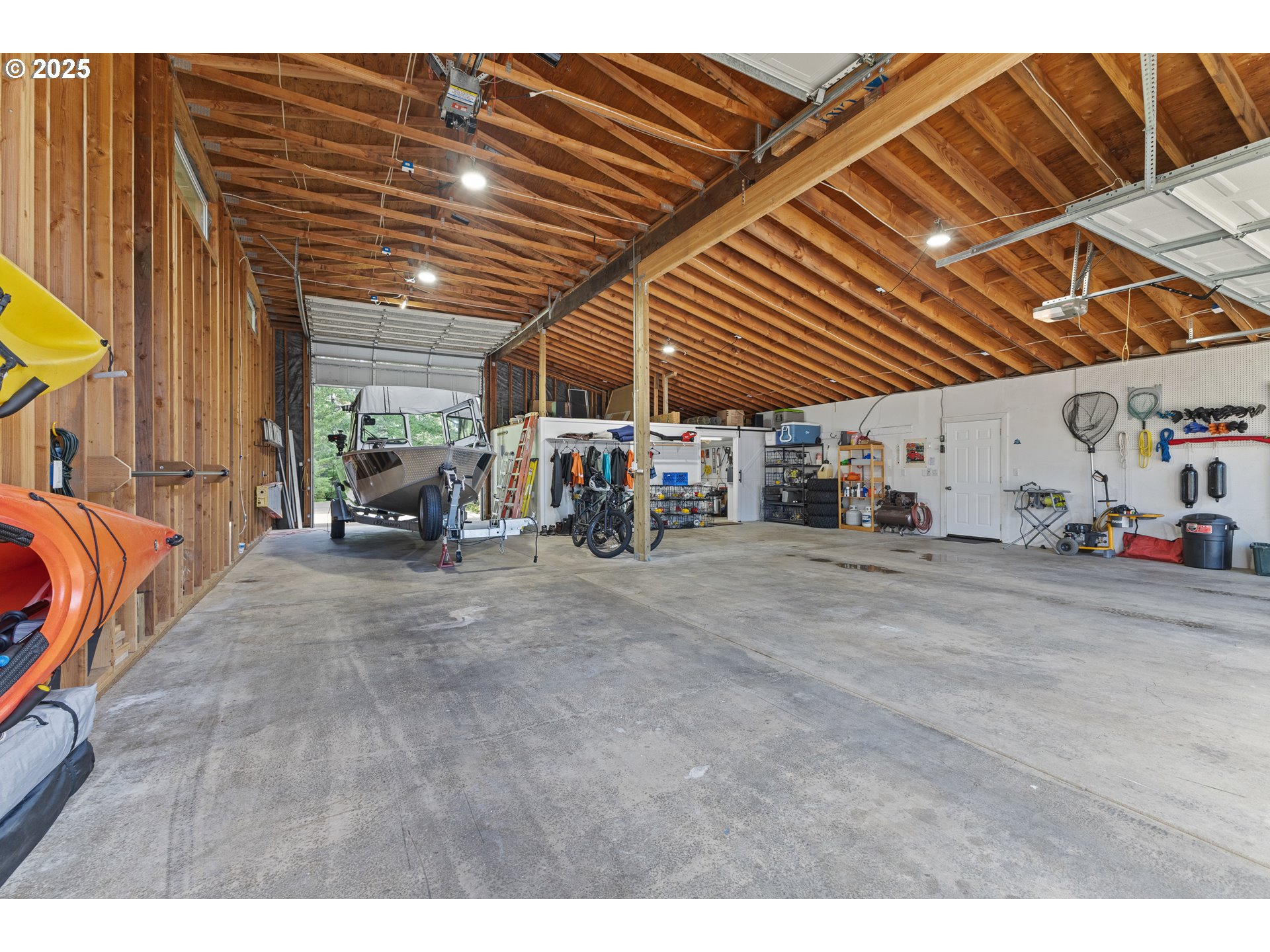 852 Munsel Creek Loop Florence, OR 97439 - Photo 44 of 48 a view of storage and utility room