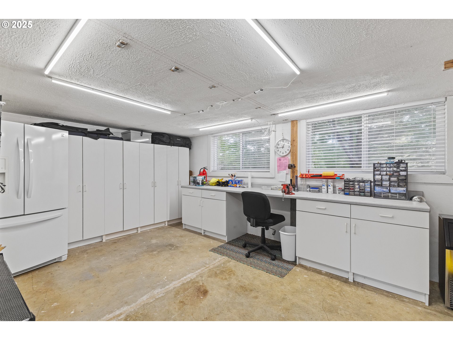 852 Munsel Creek Loop Florence, OR 97439 - Photo 46 of 48 a kitchen with sink cabinets and outdoor view