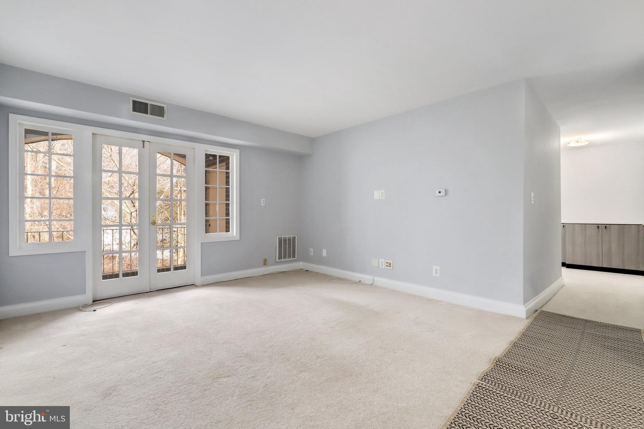 5907 Noblestown Road, Unit H Springfield, VA 22152 - Photo 5 of 33 Gallery Image 5