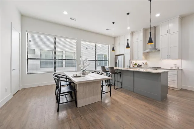 $629,900 | 1848 Euclid Avenue, Unit 104, Dallas, TX 75206