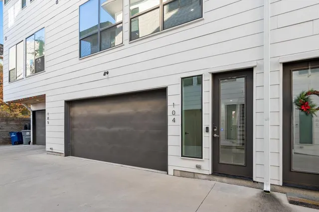 $629,900 | 1848 Euclid Avenue, Unit 104, Dallas, TX 75206