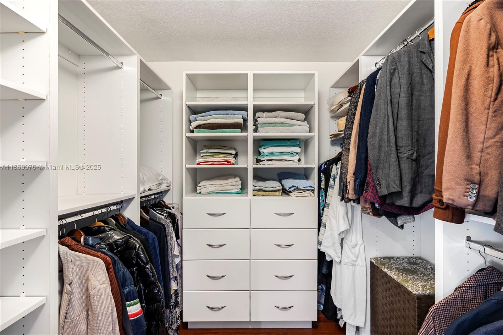 2401 Collins Avenue, Unit 1808 Miami Beach, FL 33140 - Photo 26 of 62