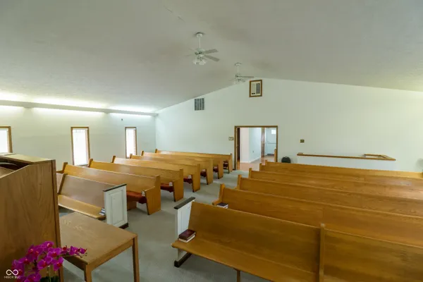$375,000 | 7051 North 600 West, Fairland, IN 46126