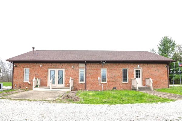 $375,000 | 7051 North 600 West, Fairland, IN 46126