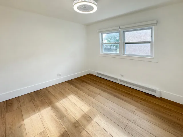 $2,200 | 332 North Smith Street, Unit 1, Palatine, IL 60067