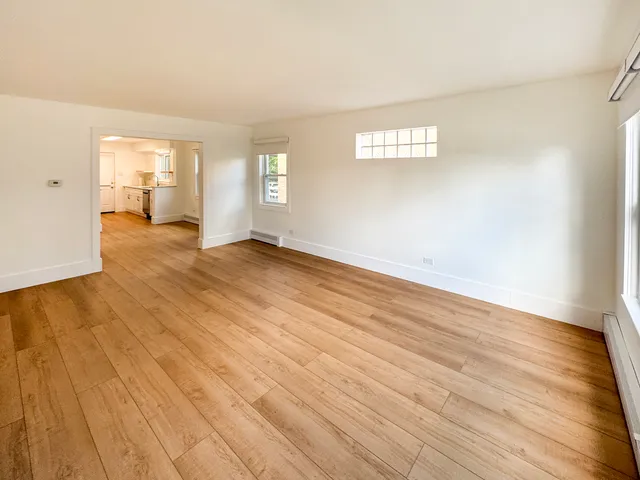 $2,200 | 332 North Smith Street, Unit 1, Palatine, IL 60067