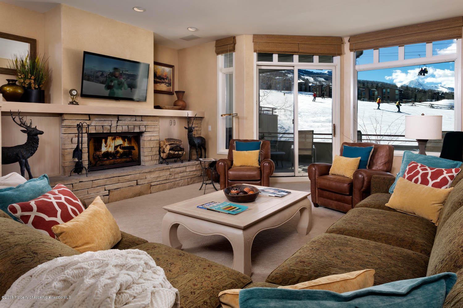 381 Ridge Road, Unit A3 Snowmass Village, CO 81615 - Photo 2 of 32 Living