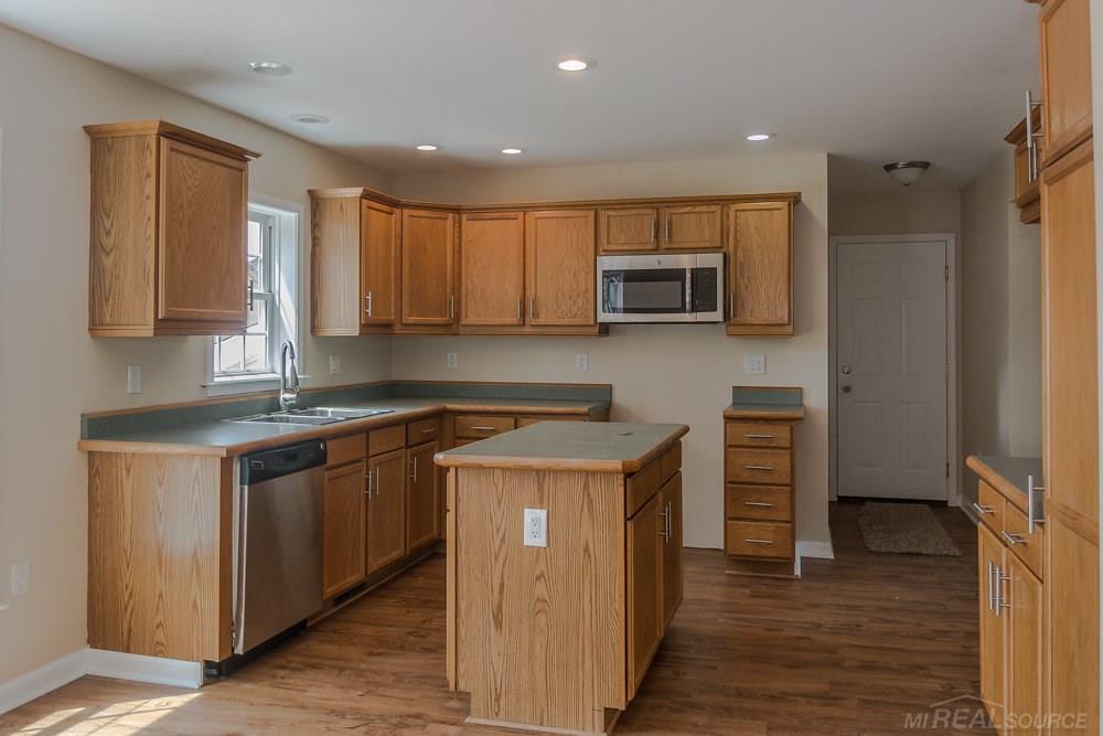 707 Nolan Road Goodells, MI 48027 - Photo 10 of 14