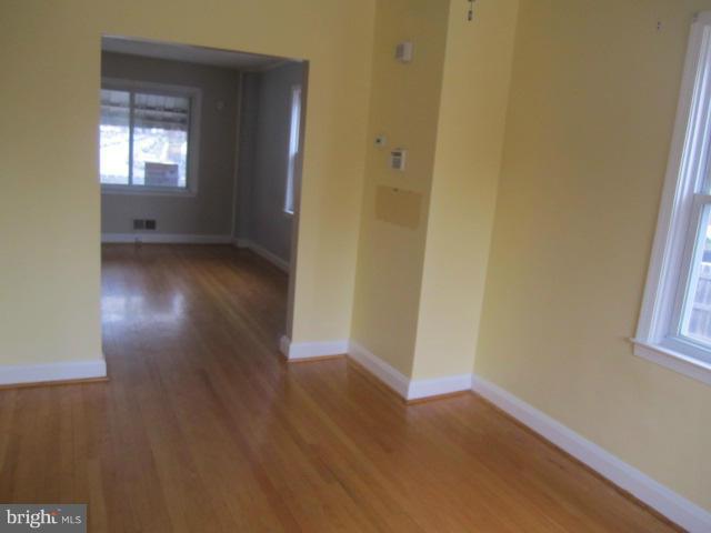 426 Grovethorn Road Baltimore, MD 21220 - Photo 9 of 26 Dining Room