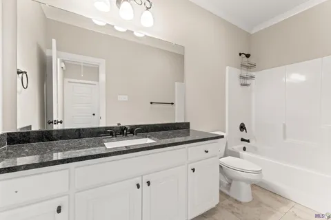 $379,700 | 12523 Great Tern Avenue, Baton Rouge, LA 70810