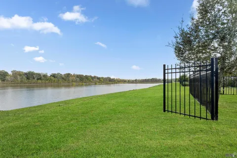 $379,700 | 12523 Great Tern Avenue, Baton Rouge, LA 70810