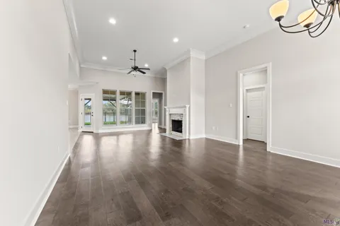 $379,700 | 12523 Great Tern Avenue, Baton Rouge, LA 70810