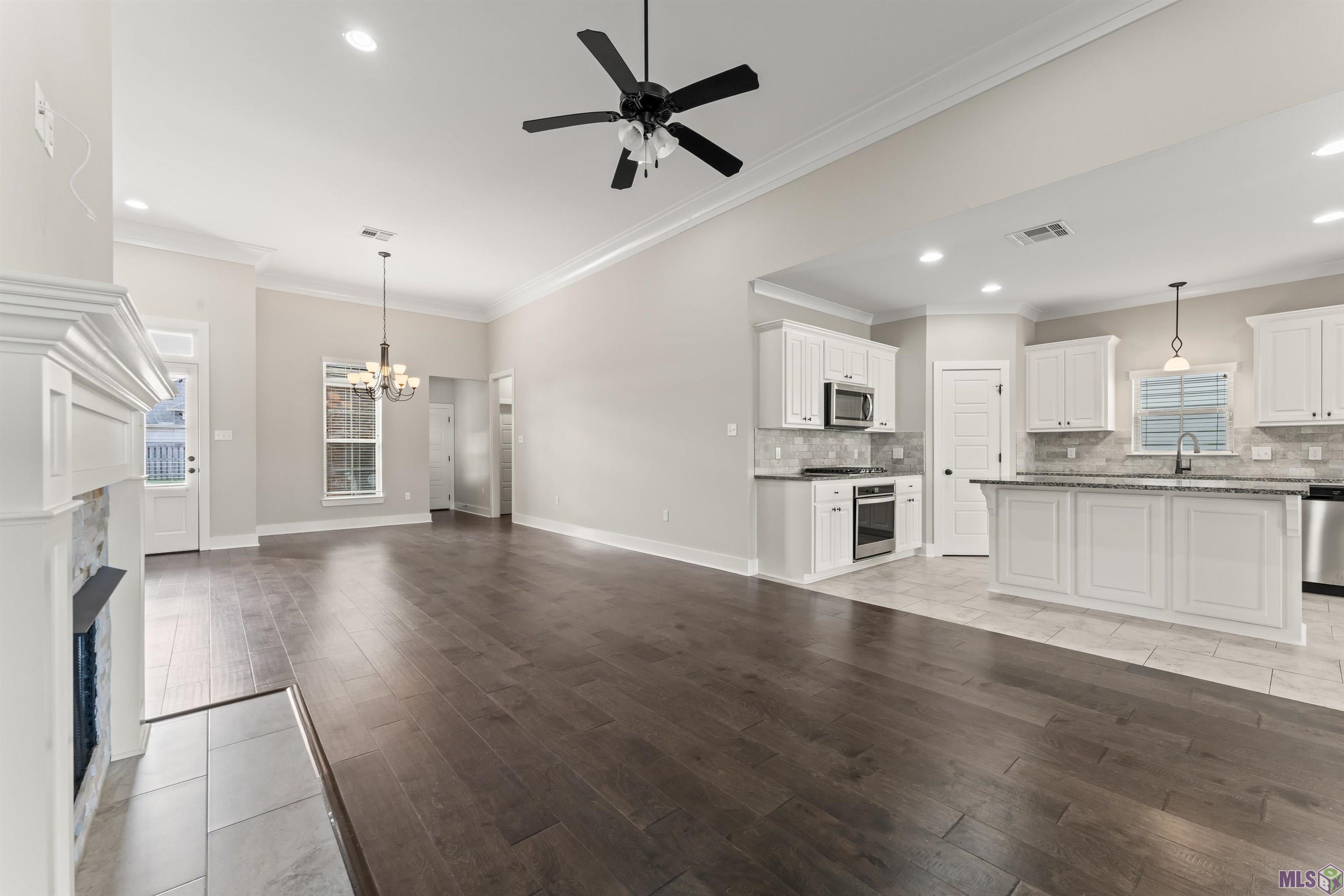 12523 Great Tern Avenue Baton Rouge, LA 70810 - Photo 9 of 35