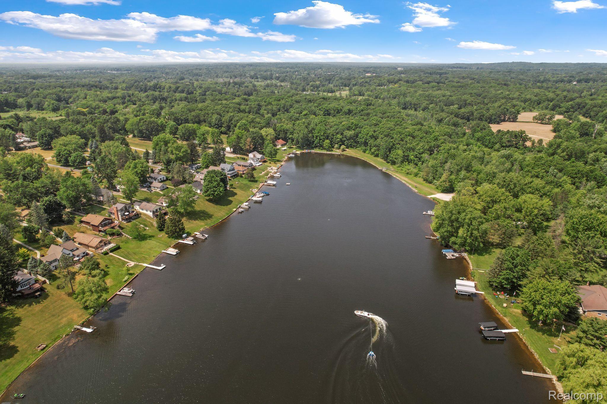 6229 Mabley Hill Road Fenton, MI 48430 - Photo 52 of 57 Family fun lake