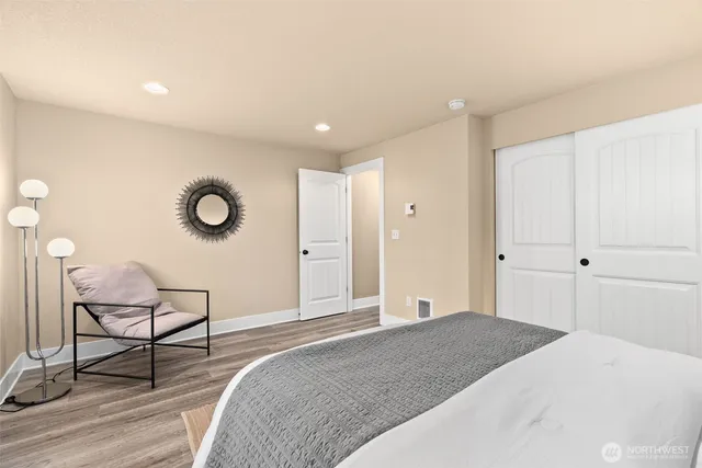 $299,900 | 3926 Northwest Fairway Lane, Bremerton, WA 98312