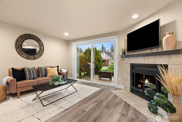 $299,900 | 3926 Northwest Fairway Lane, Bremerton, WA 98312