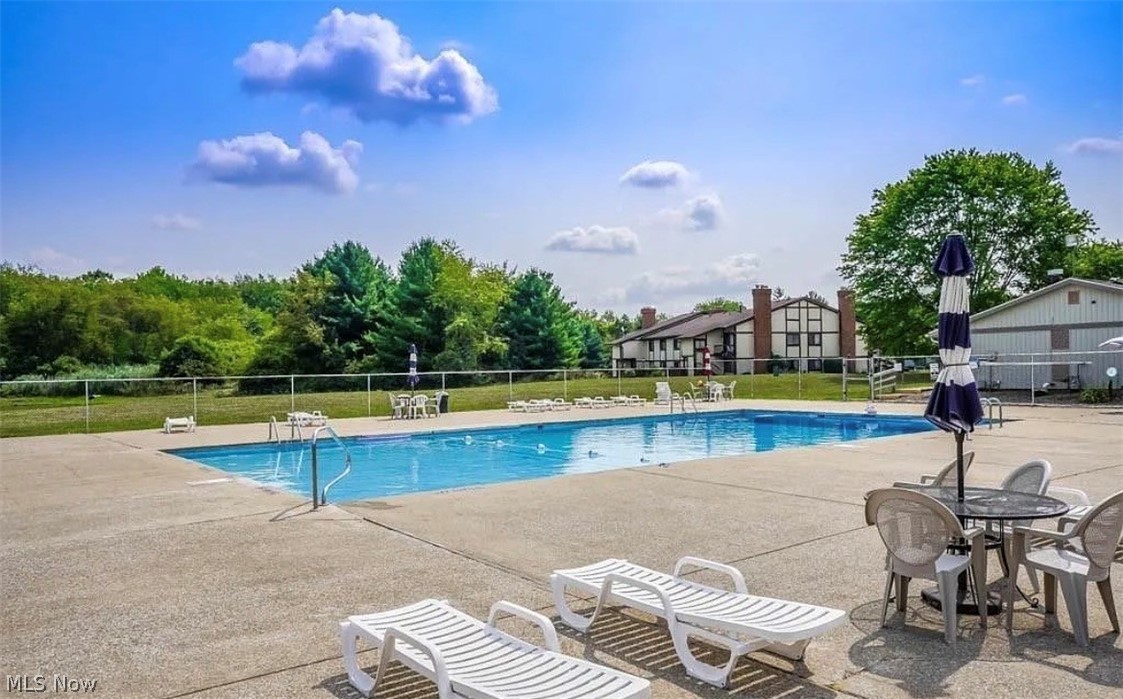 2691 Mull Avenue Akron, OH 44321 - Photo 22 of 23 community pool