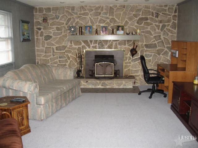 11007 Witmer Road Grabill, IN 46741 - Photo 3 of 9