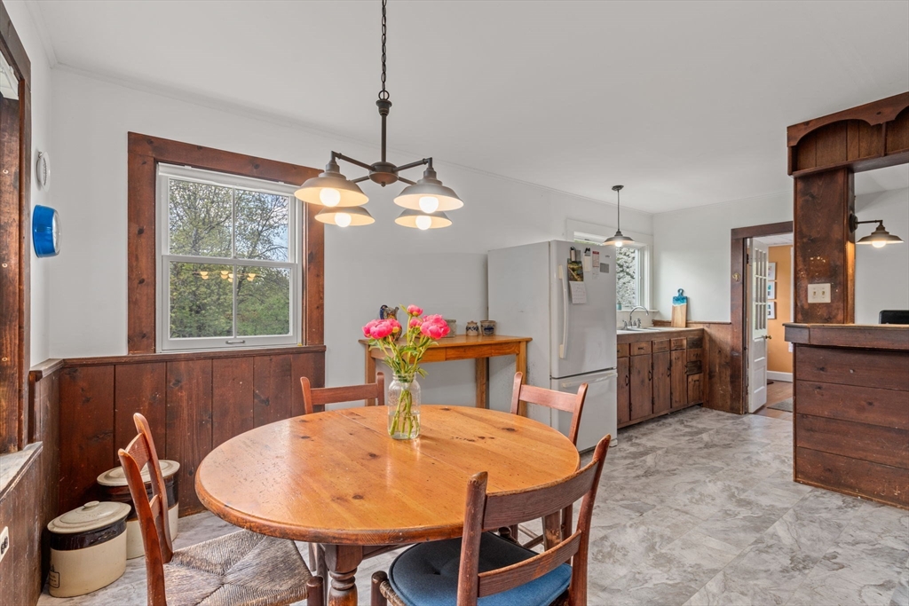 67 Concord Road Sudbury, MA 01776 - Photo 11 of 28 Gallery Image 11