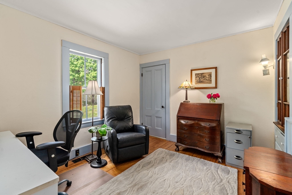 67 Concord Road Sudbury, MA 01776 - Photo 8 of 28 Gallery Image 8