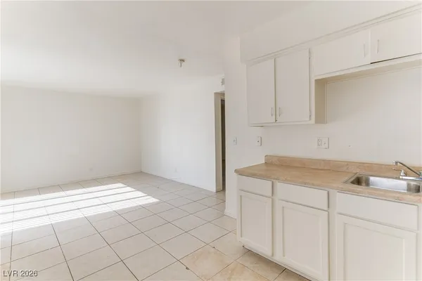 $894 | 3370 South Athens Street, Unit 4, Las Vegas, NV 89169