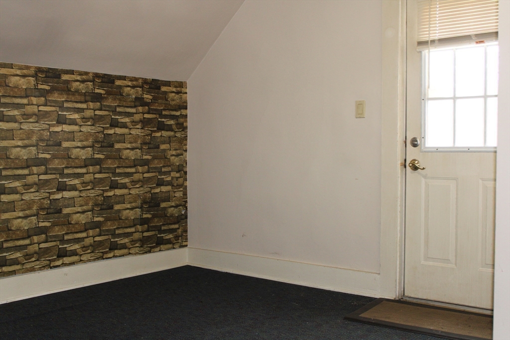 25 Quinebaug Road Dudley, MA 01571 - Photo 19 of 37