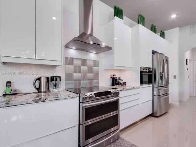 $7,800 | 2550 Jardin Manor, Weston, FL 33327