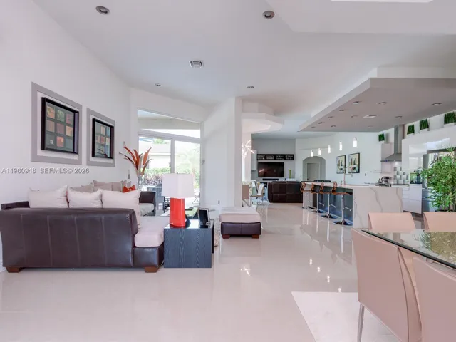 $7,800 | 2550 Jardin Manor, Weston, FL 33327