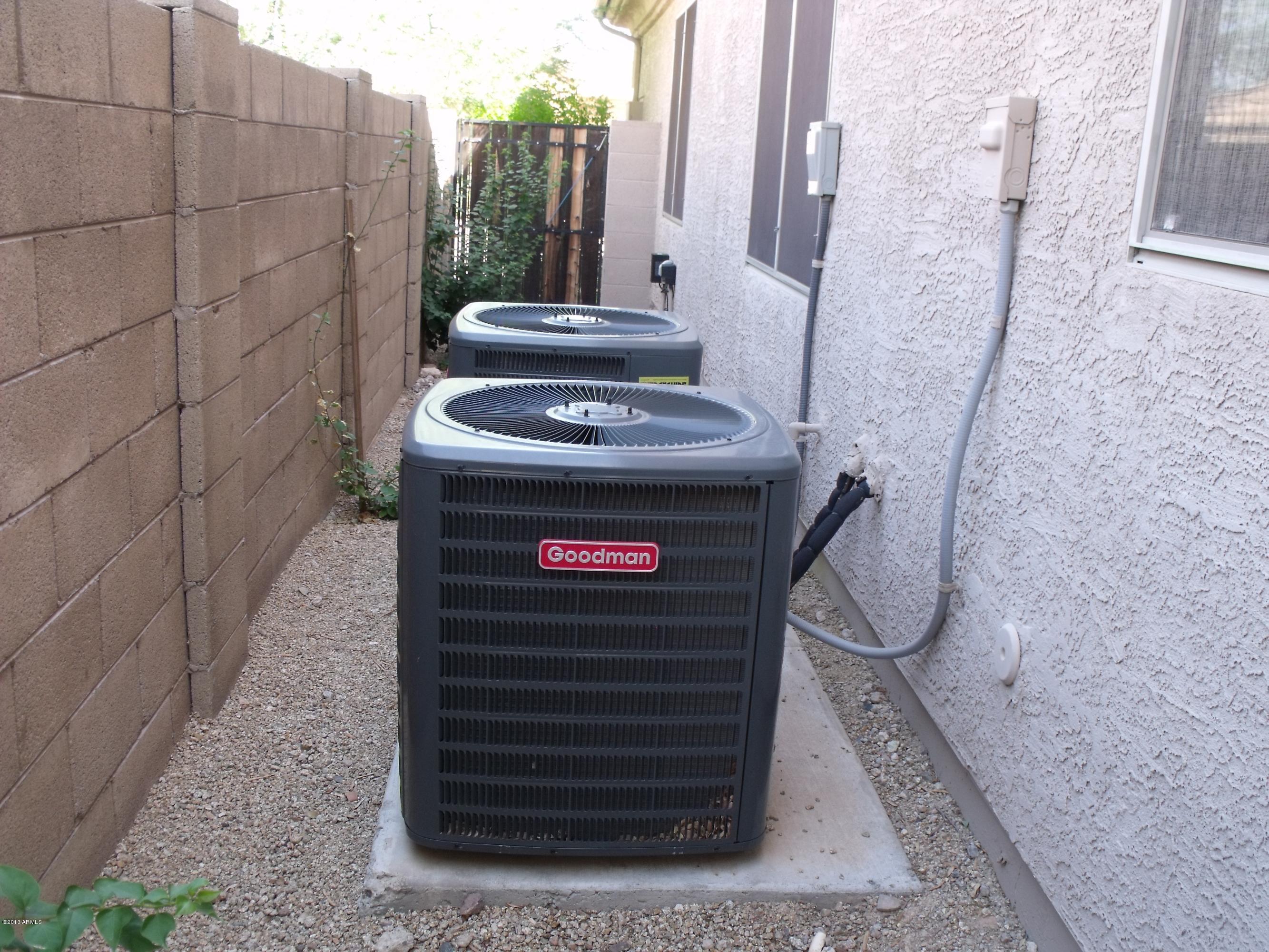 6337 West Briles Road Phoenix, AZ 85083 - Photo 6 of 31 DSCF3942