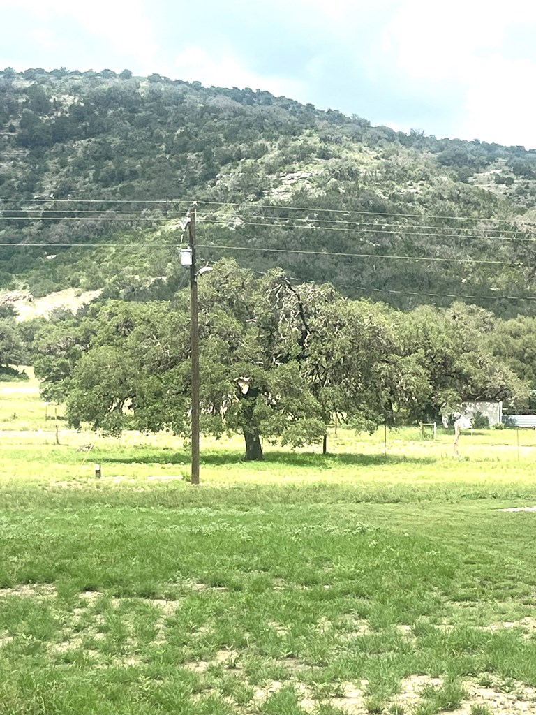 2765 West Ranch Road 337 Leakey, TX 78873 - Photo 22 of 48