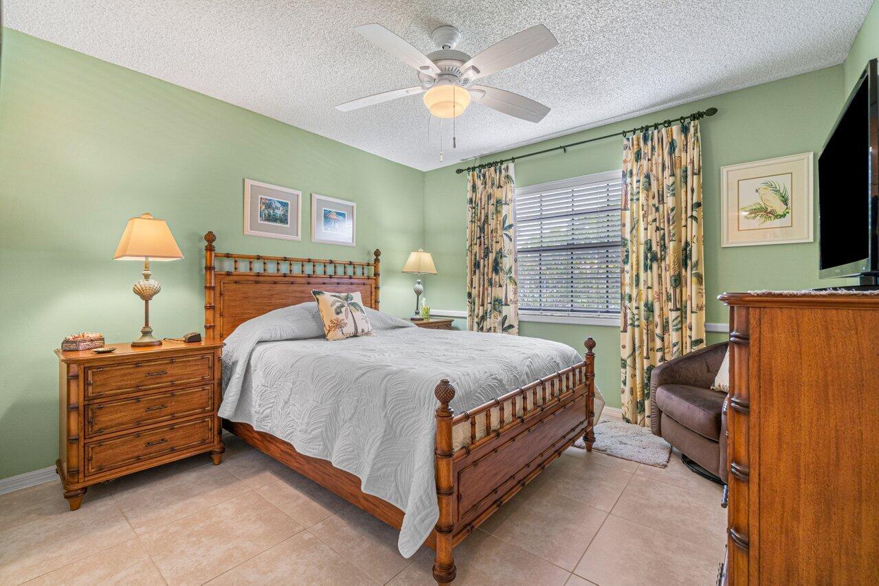 18258 Covina Way, Unit 101 Boca Raton, FL 33498 - Photo 26 of 40 Guest bedroom