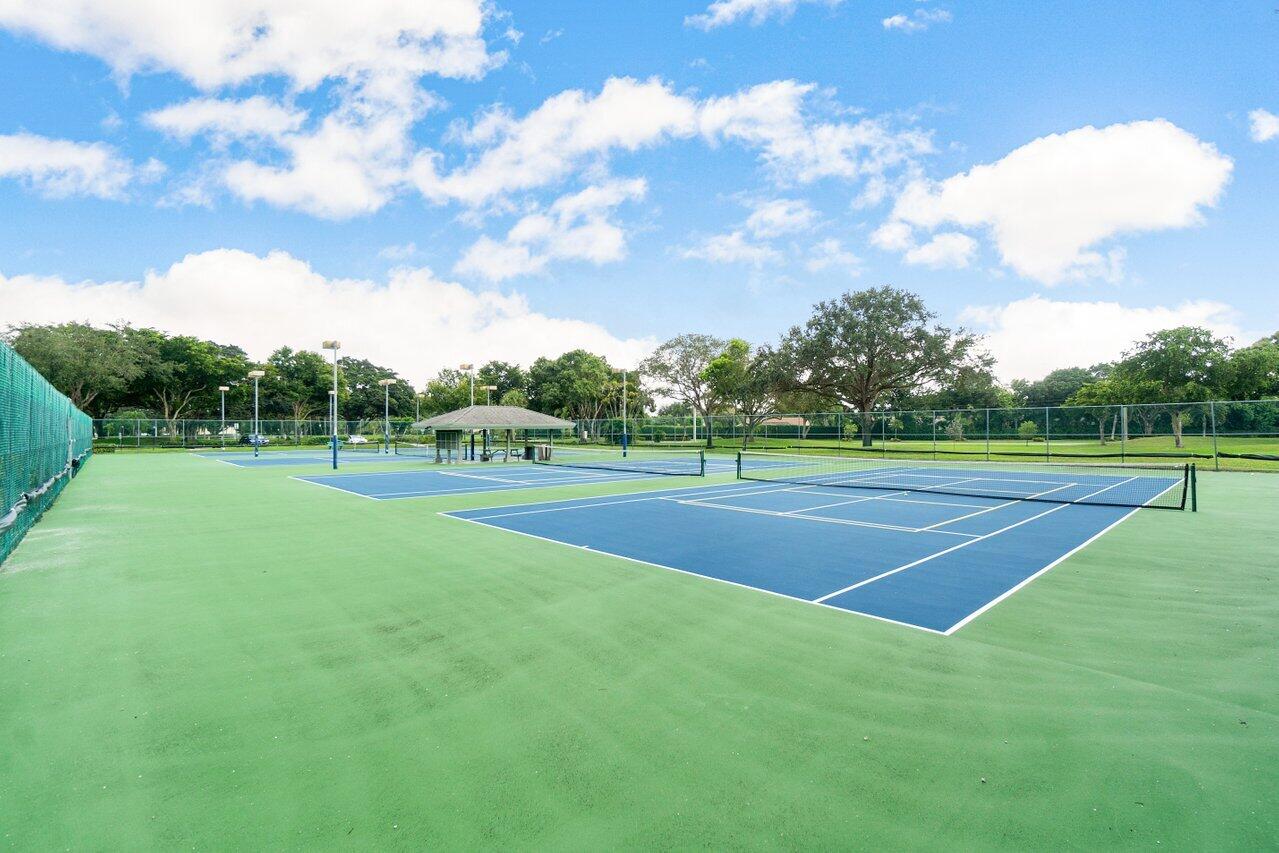 18258 Covina Way, Unit 101 Boca Raton, FL 33498 - Photo 39 of 40 Community tennis and pickle ball courts