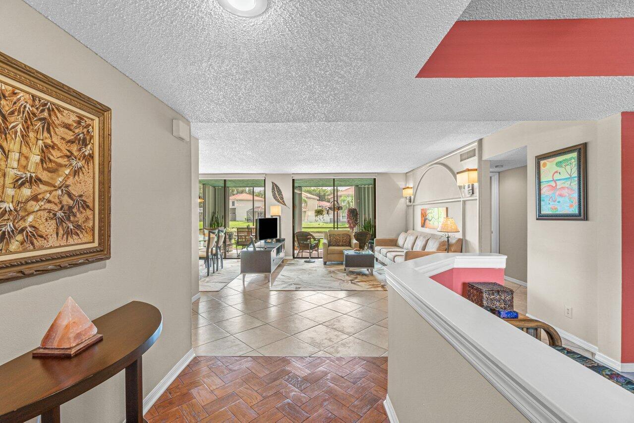 18258 Covina Way, Unit 101 Boca Raton, FL 33498 - Photo 7 of 40 Foyer