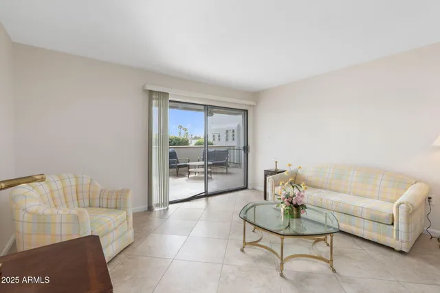 $215,000 | 17404 North 99th Avenue, Unit 106, Sun City, AZ 85373