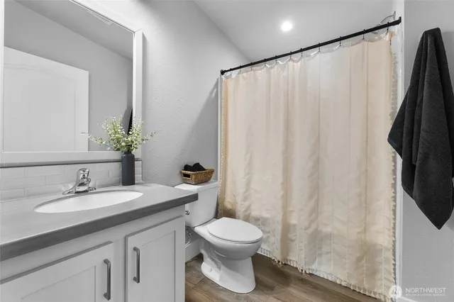 $382,900 | 2076 Crystal Mountain Drive, Unit 89, Enumclaw, WA 98022