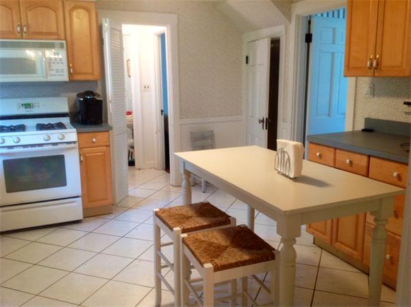 49 Nowell Road Melrose, MA 02176 - Photo 8 of 21 Gallery Image 8